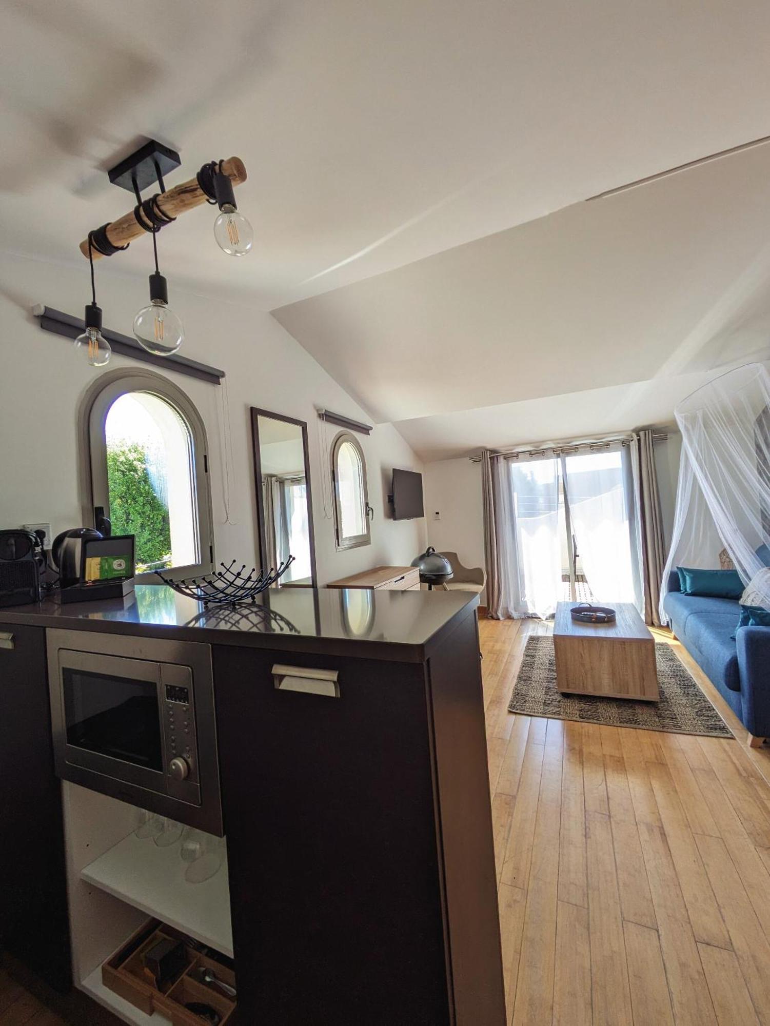 Studio Dernier Etage Le Nid D'Amour - Sejour Romantique, Mandara Beach, Juan-Les-Pins Juan-les-Pins Exterior foto